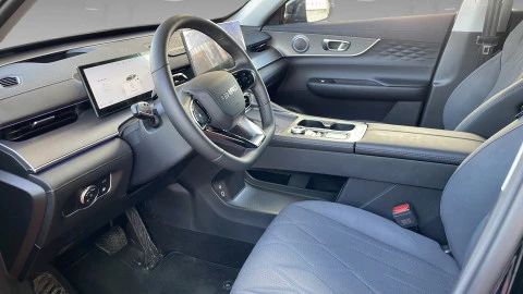 EBRO S800  1.5 TGDI PHEV E-CVT Luxury FWD