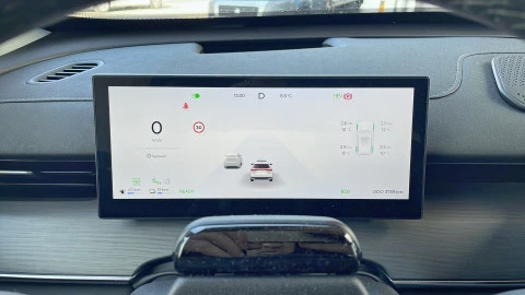 EBRO S800  1.5 TGDI PHEV E-CVT Luxury FWD