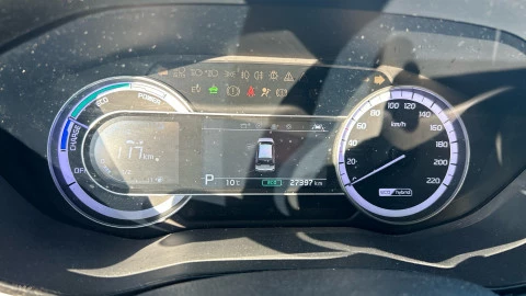 Kia Niro 1.6 GDi HEV 104kW (141CV) Drive