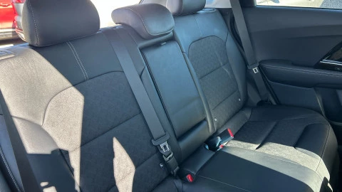 Kia Niro 1.6 GDi HEV 104kW (141CV) Drive