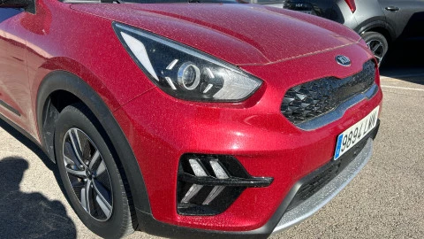 Kia Niro 1.6 GDi HEV 104kW (141CV) Drive