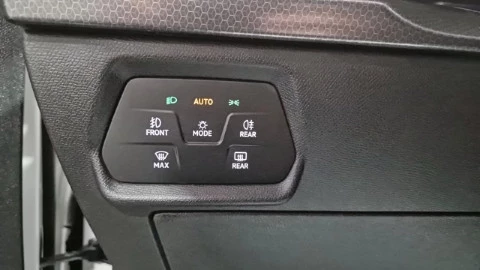 Seat Nuevo León 2.0 TDI 85kW S&S Reference