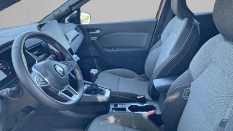 Renault Captur techno Eco-G 100cv (74 kW)