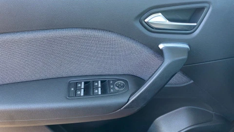 Renault Captur techno Eco-G 100cv (74 kW)
