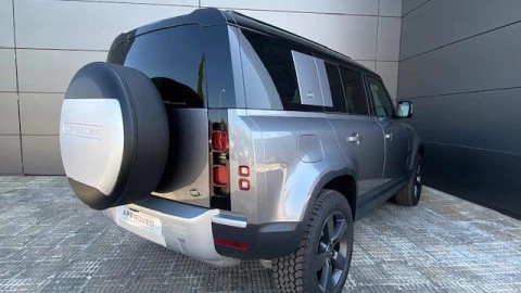 Land Rover Defender 3.0D I6 250 SE 110 Auto 4WD MHEV