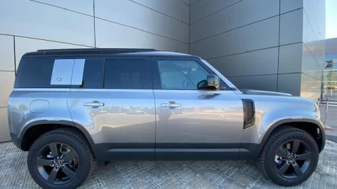 Land Rover Defender 3.0D I6 250 SE 110 Auto 4WD MHEV