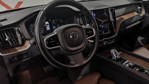 Volvo XC60 2.0 B4 D AWD Inscription Auto