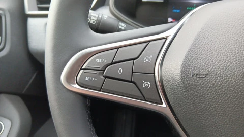 Renault Clio Evolution full hybrid E-Tech 145 (103Kw)