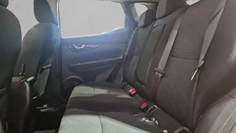 Nissan Qashqai 1.2i DIG-T N-CONNECTA 4X2 XTRONIC