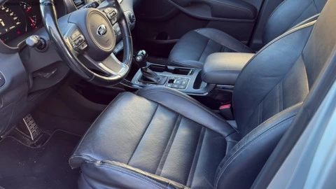 Kia Sorento 2.2 CRDi 147kW Emotion Auto 4x4 (P. Lux)