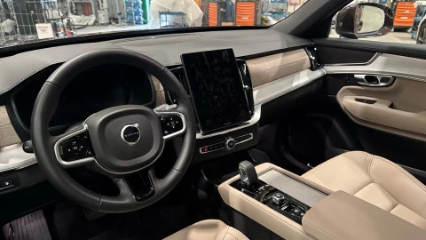 Volvo XC90 T8 Core Recharge AWD Auto 335 kW (455 CV)