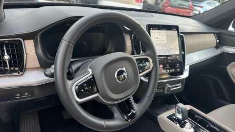 Volvo XC90 T8 Core Recharge AWD Auto 335 kW (455 CV)