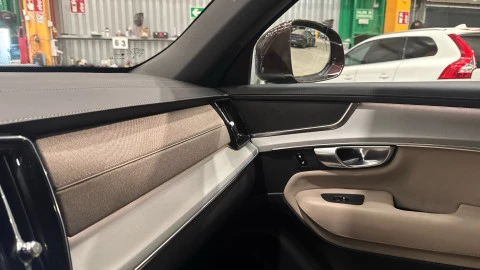 Volvo XC90 T8 Core Recharge AWD Auto 335 kW (455 CV)