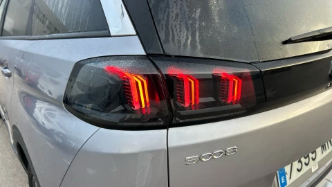 Peugeot 5008 Hybrid 1.2 100KW Allure Pack eDCS6