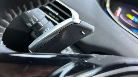 Peugeot 5008 Hybrid 1.2 100KW Allure Pack eDCS6