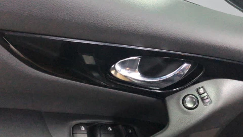 Nissan Qashqai Qashqai 1.3 DIG-T N-Connecta 4x2 103kW