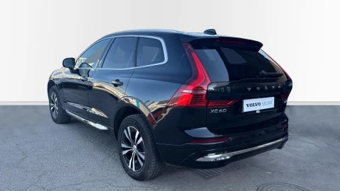 Volvo XC60 2.0 T6 AWD Recharge Core Auto