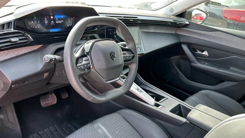 Peugeot 308 5P Allure Hybrid MHEV 145 e-DCS6