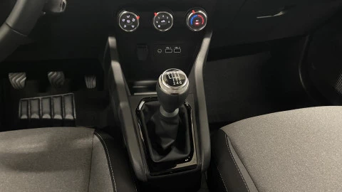 Renault Clio   TCe Evolution 67kW