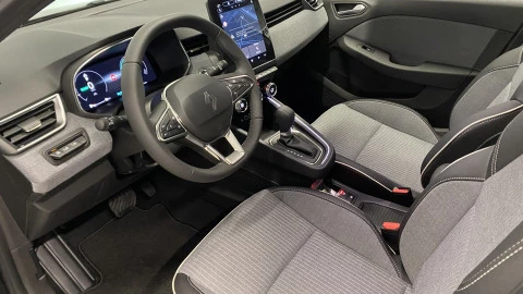 Renault Clio  E-TECH Full Hybrid Techno 105kW