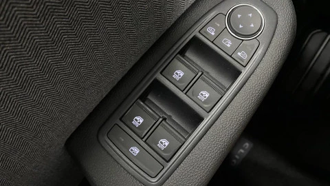 Renault Clio  E-TECH Full Hybrid Techno 105kW