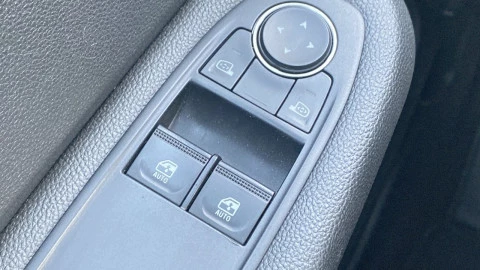 Renault Clio Serie limitada Limited TCe 67 kW (91CV)