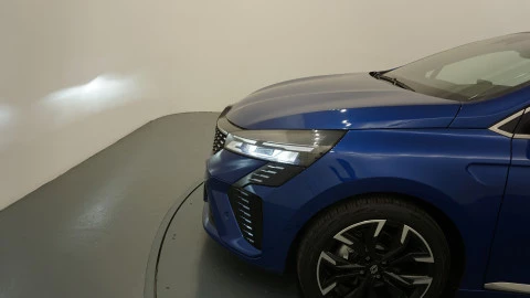 Renault Clio techno Full Hybrid 105kw 145