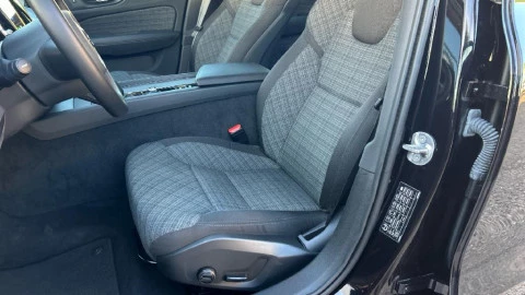 Volvo V60 2.0 B4 (G) Core Auto