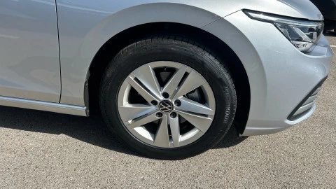 Volkswagen Golf Life 1.0 eTSI 81kW (110CV) DSG