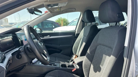 Volkswagen Golf Life 1.0 eTSI 81kW (110CV) DSG