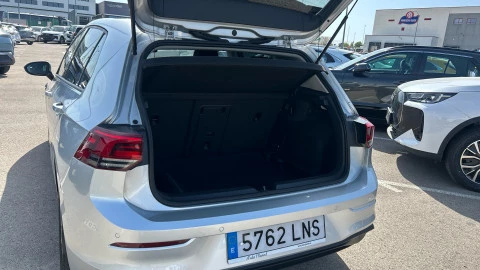 Volkswagen Golf Life 1.0 eTSI 81kW (110CV) DSG
