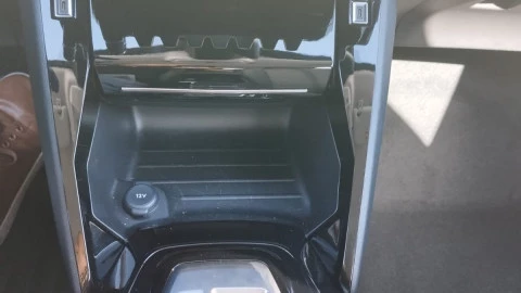 Peugeot 208 Allure HYBRID 145 eDCS6