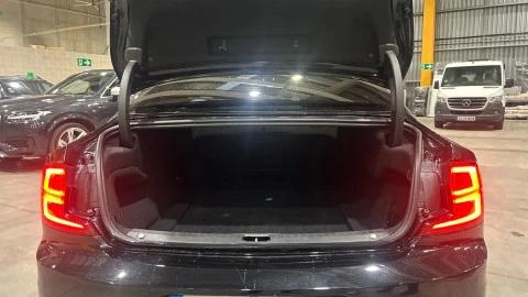 Volvo S90 2.0 D4 Momentum Auto 140 kW (190 CV)