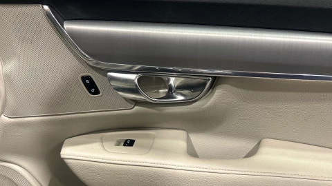 Volvo S90 2.0 D4 Momentum Auto 140 kW (190 CV)