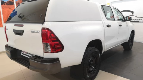 Toyota Hilux 2.4 D4D Cabina Doble GX