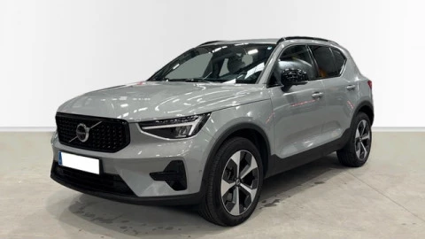 Volvo XC40 B3 G Plus Dark Auto 120 kW (163 CV)