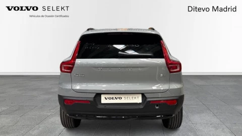Volvo XC40 B3 G Plus Dark Auto 120 kW (163 CV)