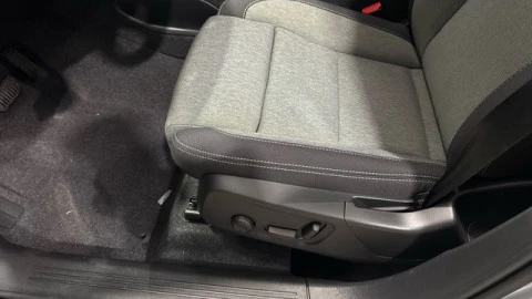 Volvo XC40 B3 G Plus Dark Auto 120 kW (163 CV)