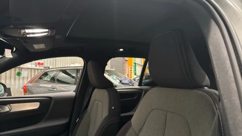 Volvo XC40 B3 G Plus Dark Auto 120 kW (163 CV)