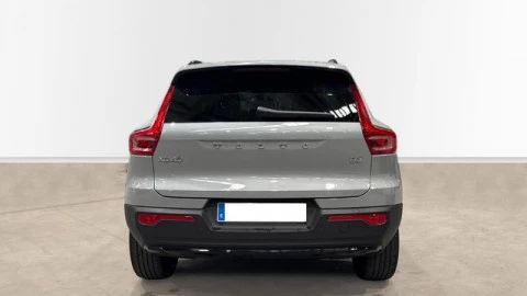 Volvo XC40 B3 G Plus Dark Auto 120 kW (163 CV)