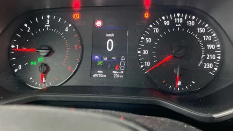Renault Clio Business Blue dCi 63 kW (85CV)