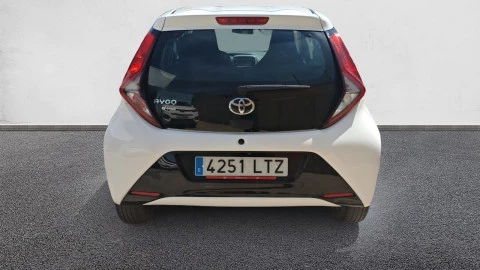 Toyota Aygo 1.0 70 x-play