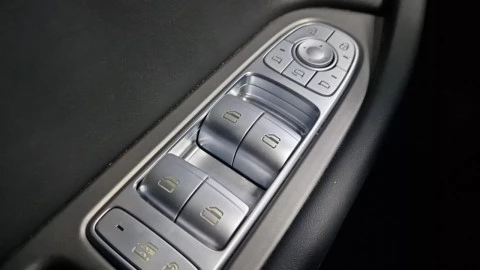 EBRO S700 1.6 TGDI Luxury 7 DCT