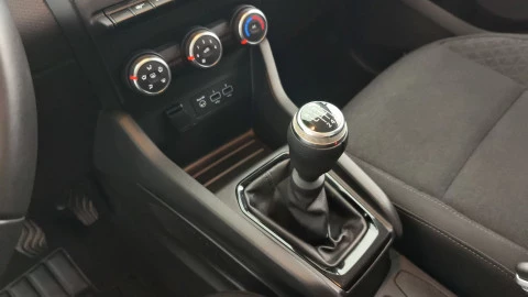 Renault Clio  TCe Equilibre 67kW