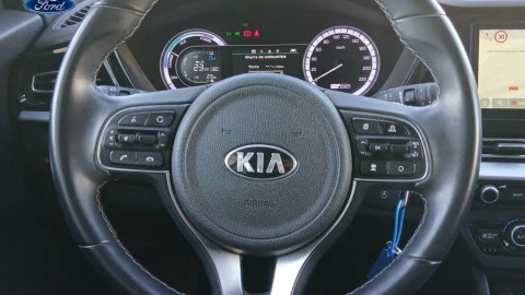 Kia Niro 1.6 GDi PHEV 104kW (141CV) Drive