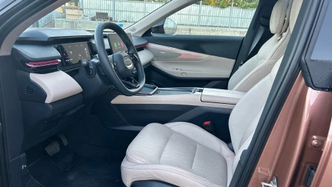 Lynk & Co 08 1.5 PHEV More 257 kW (350 CV)