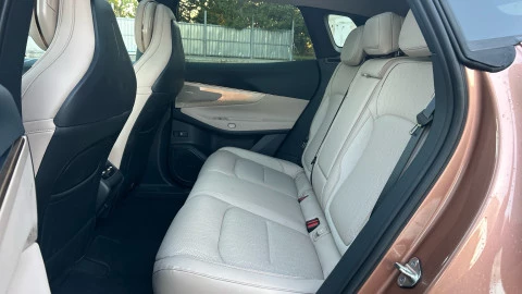 Lynk & Co 08 1.5 PHEV More 257 kW (350 CV)