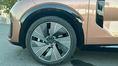 Lynk & Co 08 1.5 PHEV More 257 kW (350 CV)