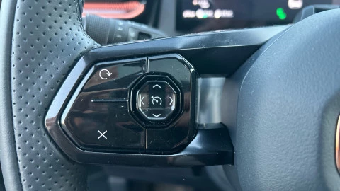 Lynk & Co 08 1.5 PHEV More 257 kW (350 CV)