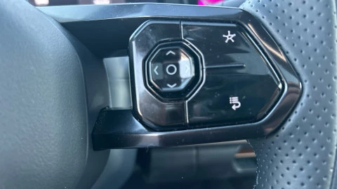 Lynk & Co 08 1.5 PHEV More 257 kW (350 CV)